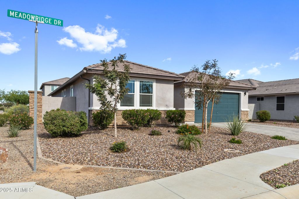 Photo of 1170 E Meadowridge Drive, Casa Grande, AZ 85122 (MLS # 7014710)