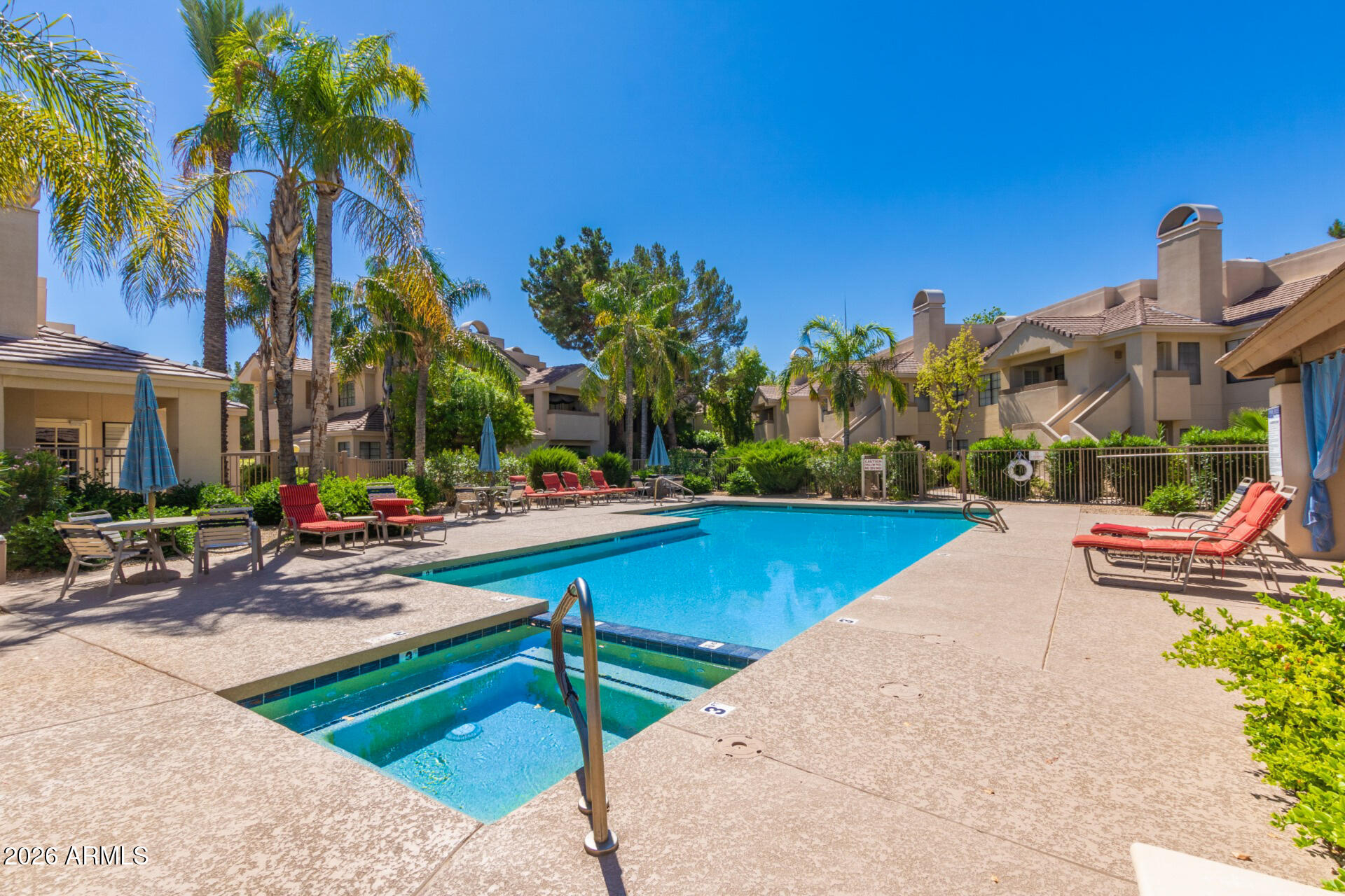 MARIPOSA SCOTTSDALE CONDOMINIUMS - Residential