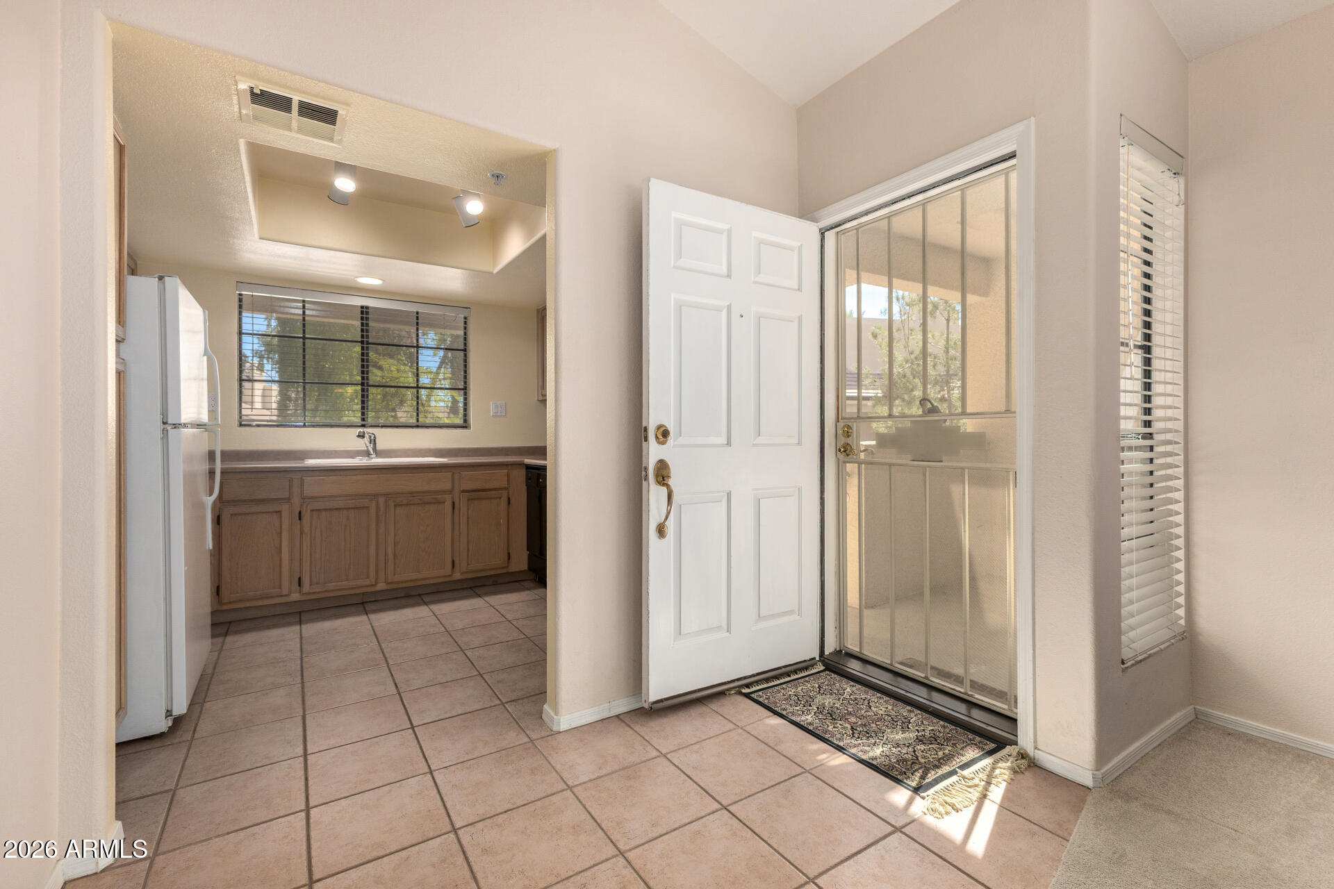 6885 E COCHISE Road 204