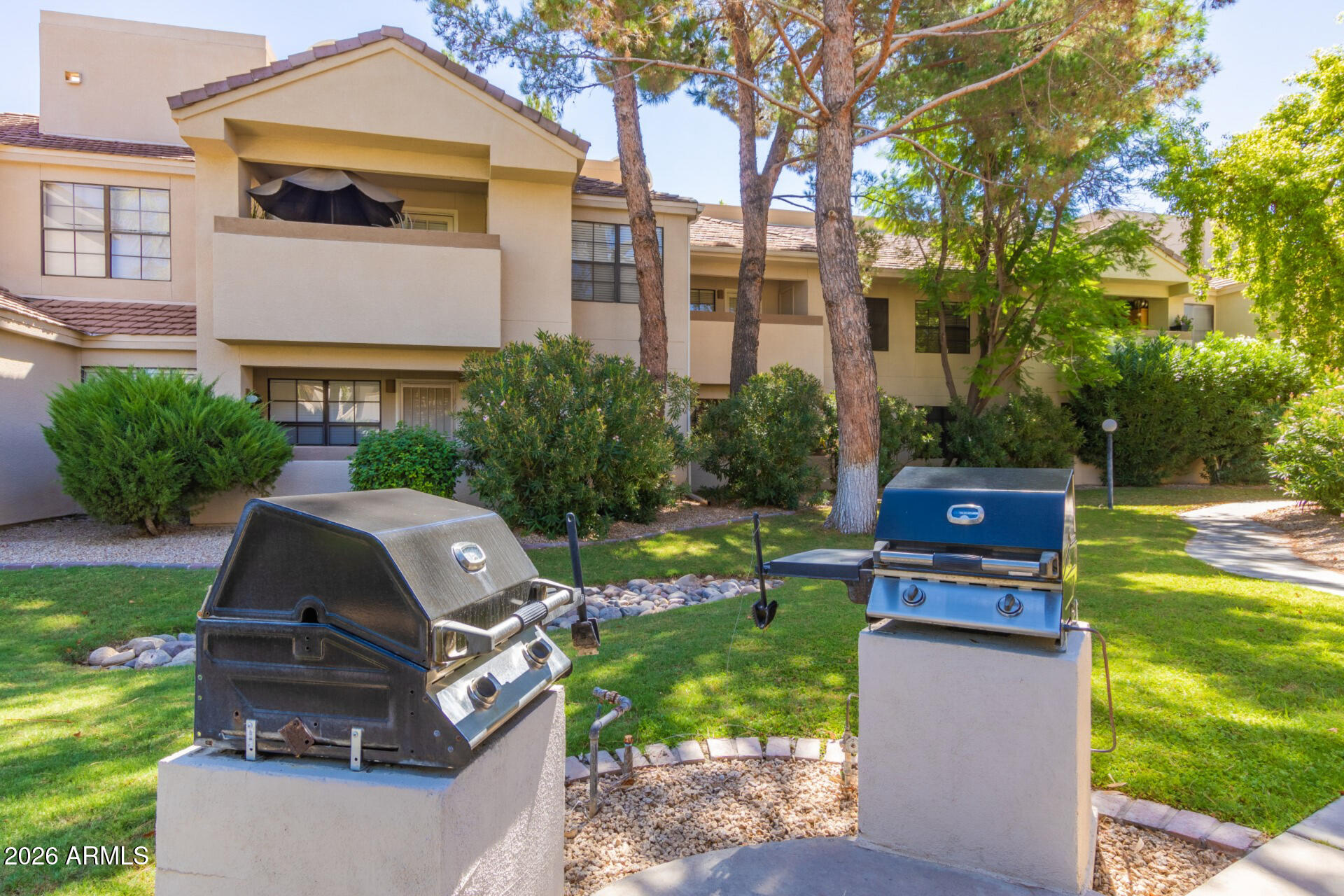 MARIPOSA SCOTTSDALE CONDOMINIUMS - Residential
