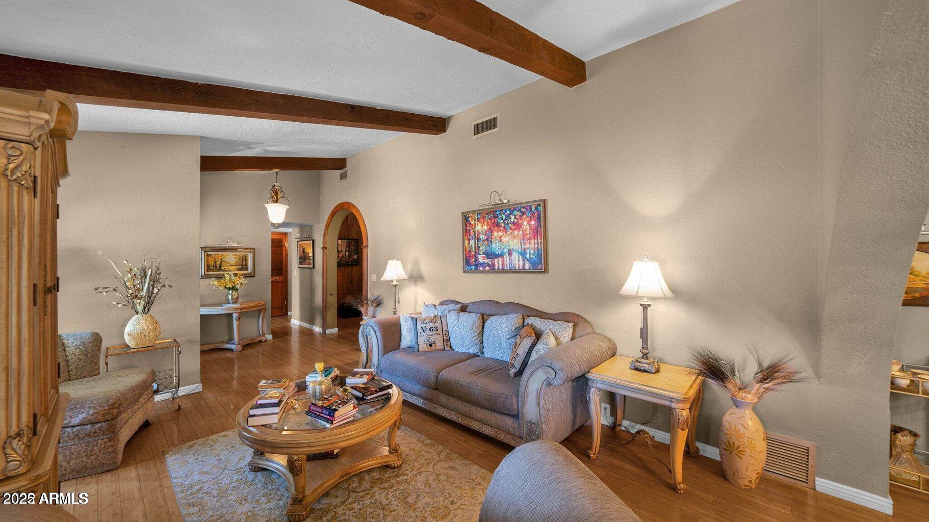 426 E Carol Ann Way
