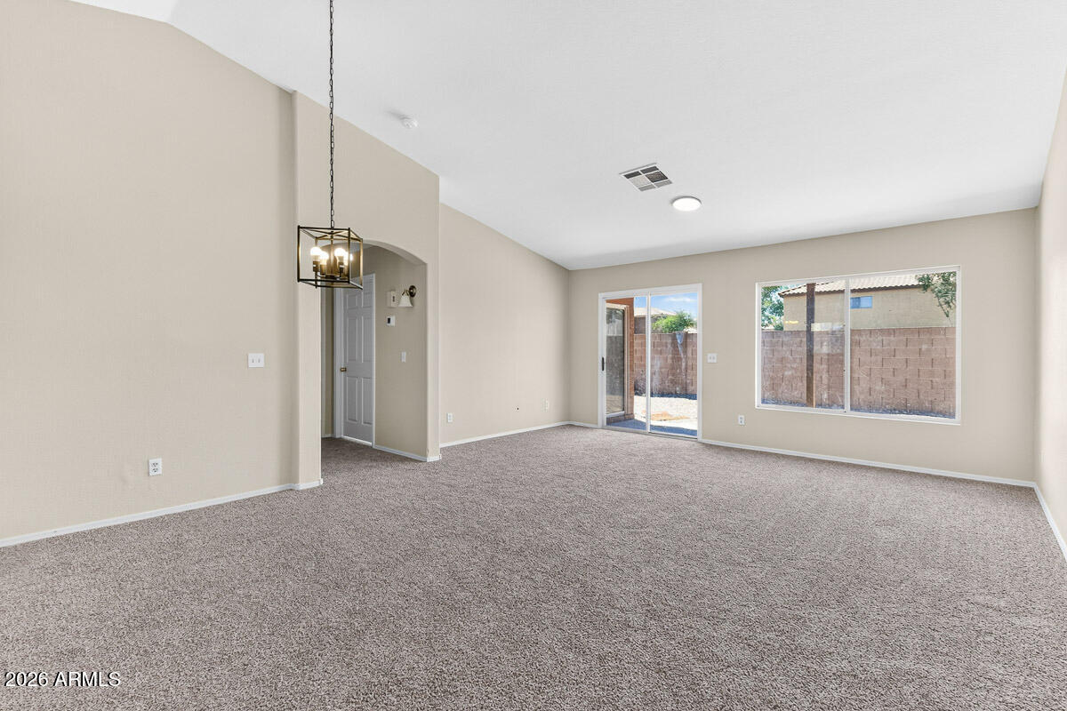 1152 S BRIDGER Drive