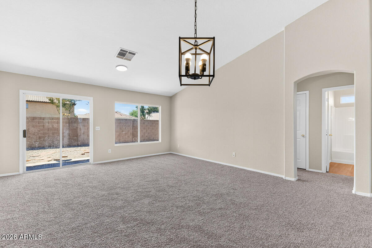 1152 S BRIDGER Drive