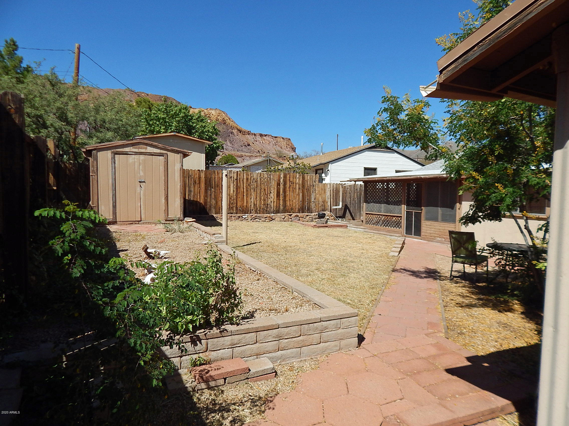WEST GALENA - Residential