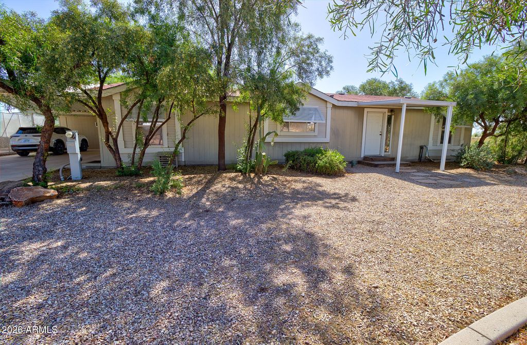 Photo of 9851 N Penworth Drive, Casa Grande, AZ 85122 (MLS # 7020271)
