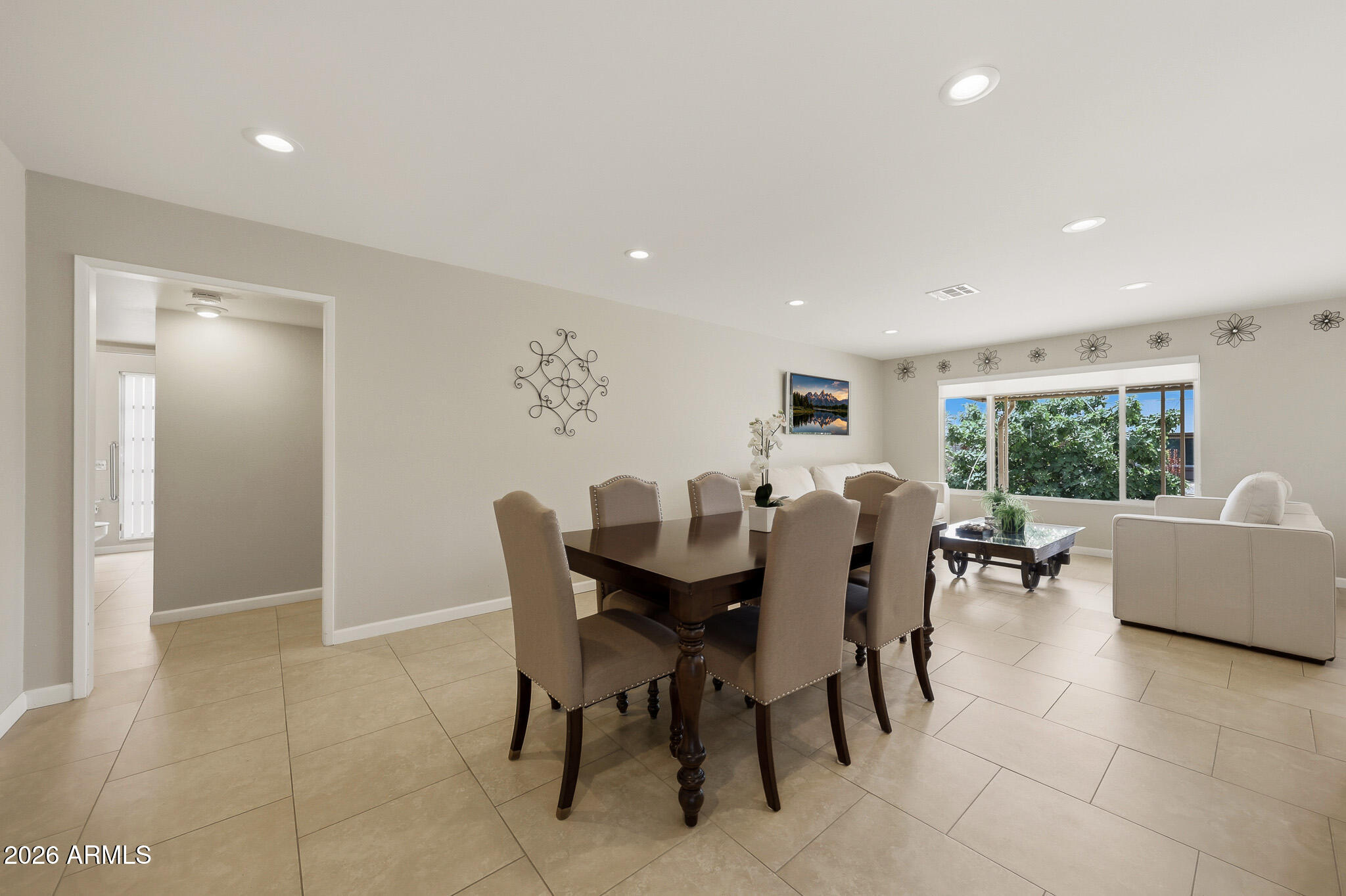 11015 W PLEASANT VALLEY Road