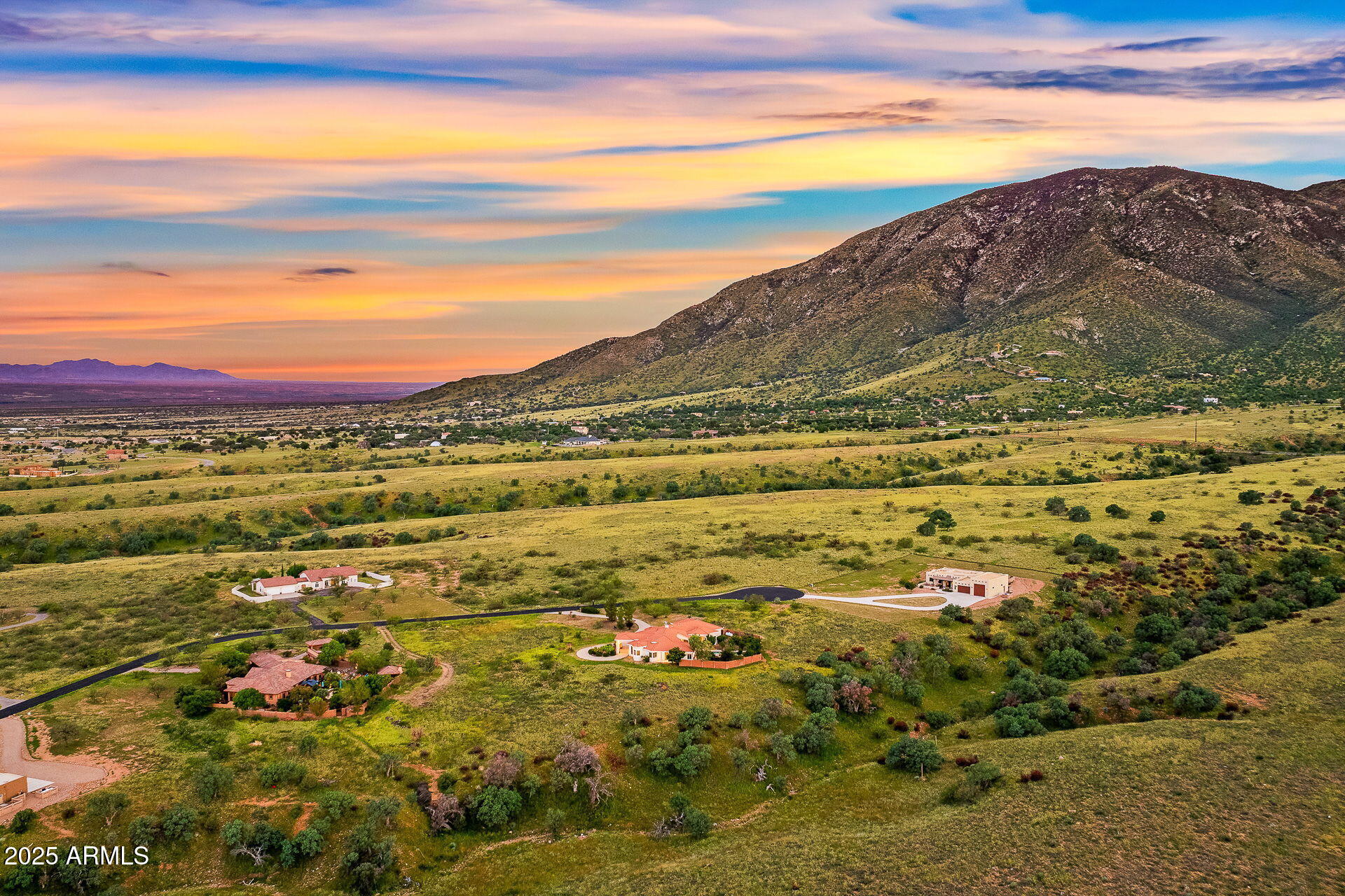 WILD HORSE 2 - Residential