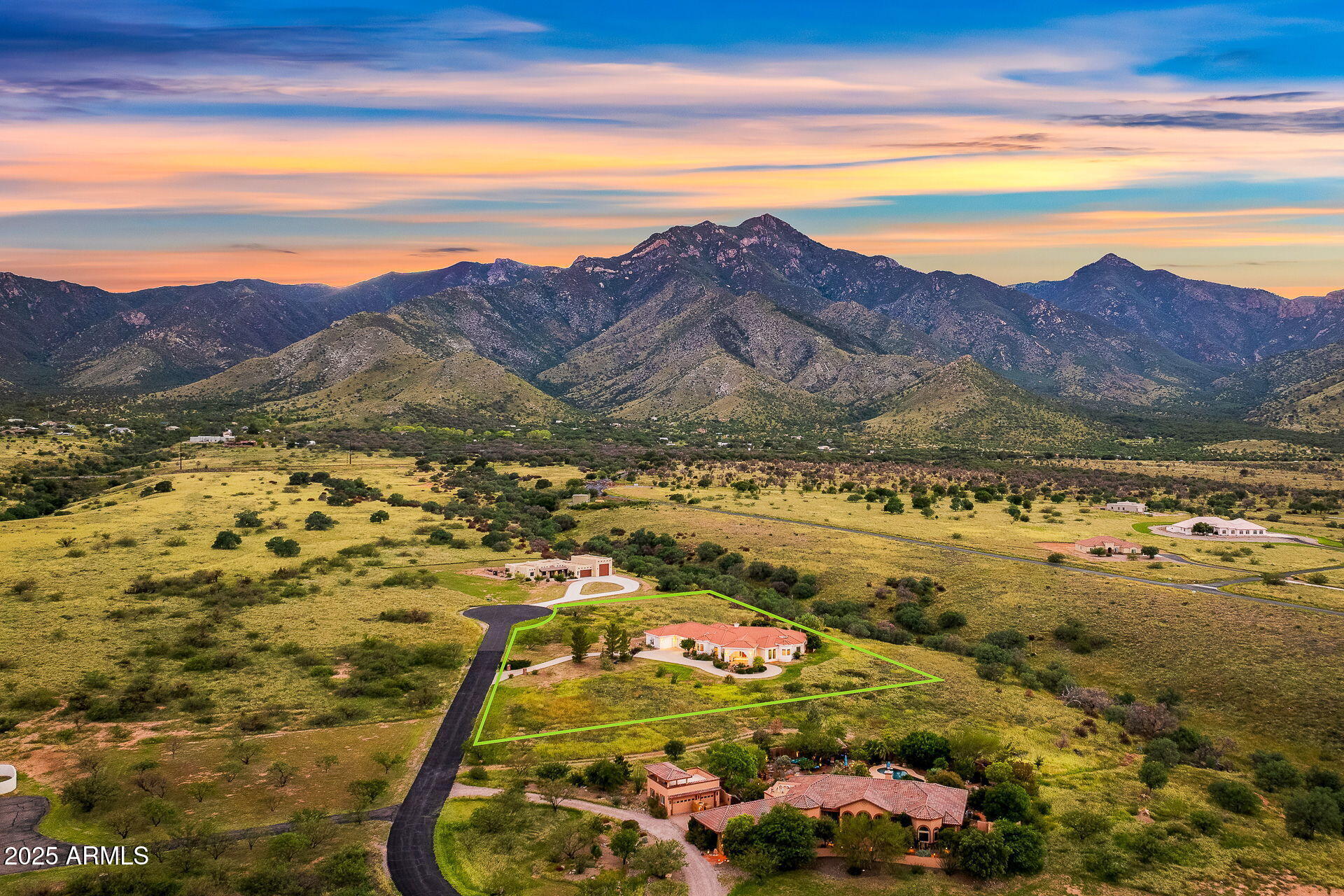 WILD HORSE 2 - Residential