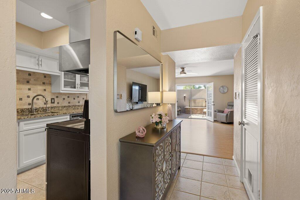 Homes for Sale in Queen Creek Arizona 3 1252 E MEDLOCK Drive