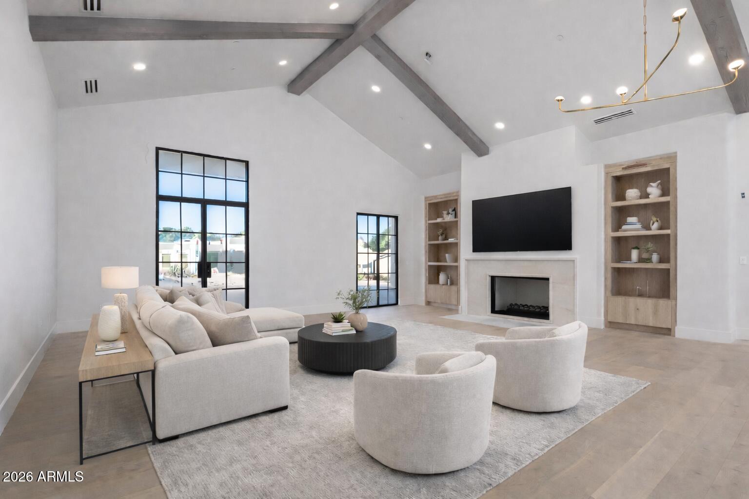 7053 E DREYFUS Avenue