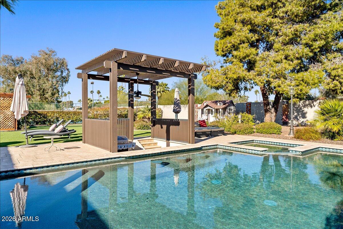 RANCHO MONTE VISTA - Residential