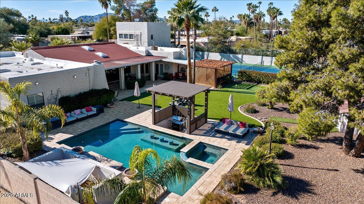RANCHO MONTE VISTA - Residential