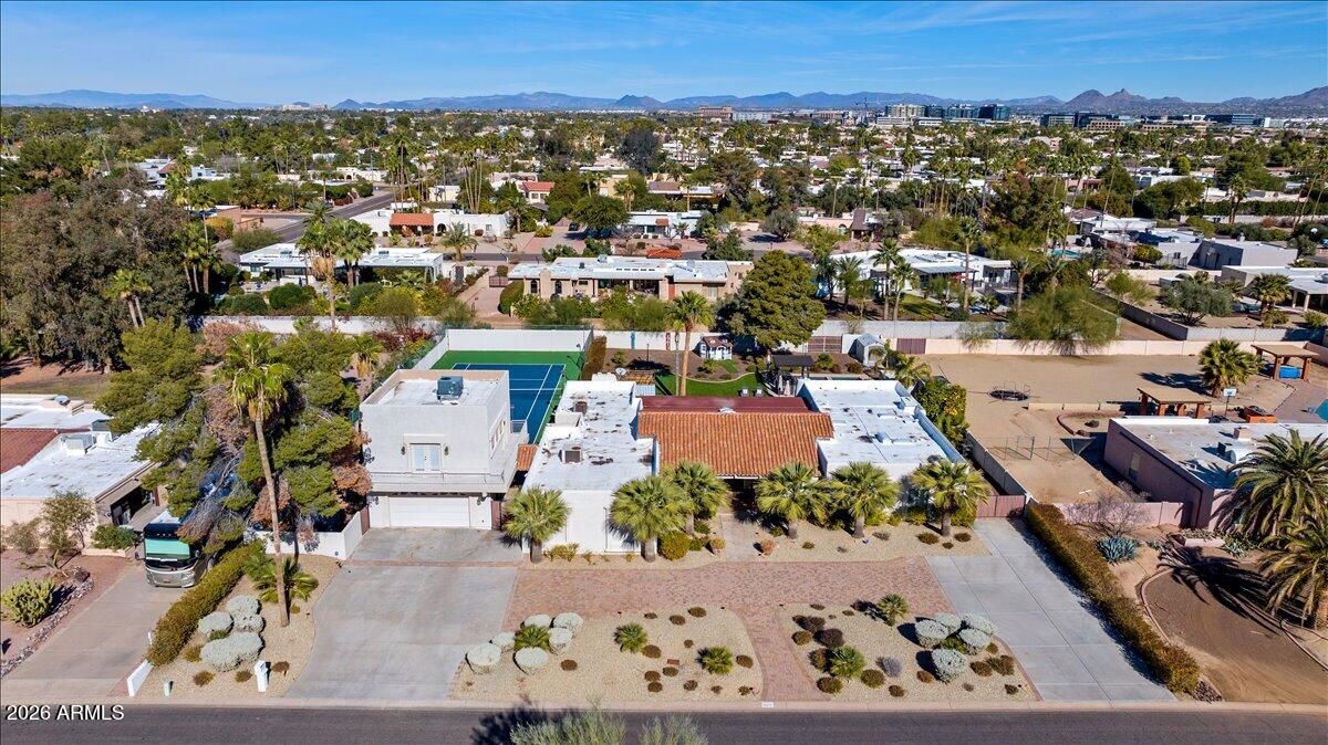 6812 E PRESIDIO Road