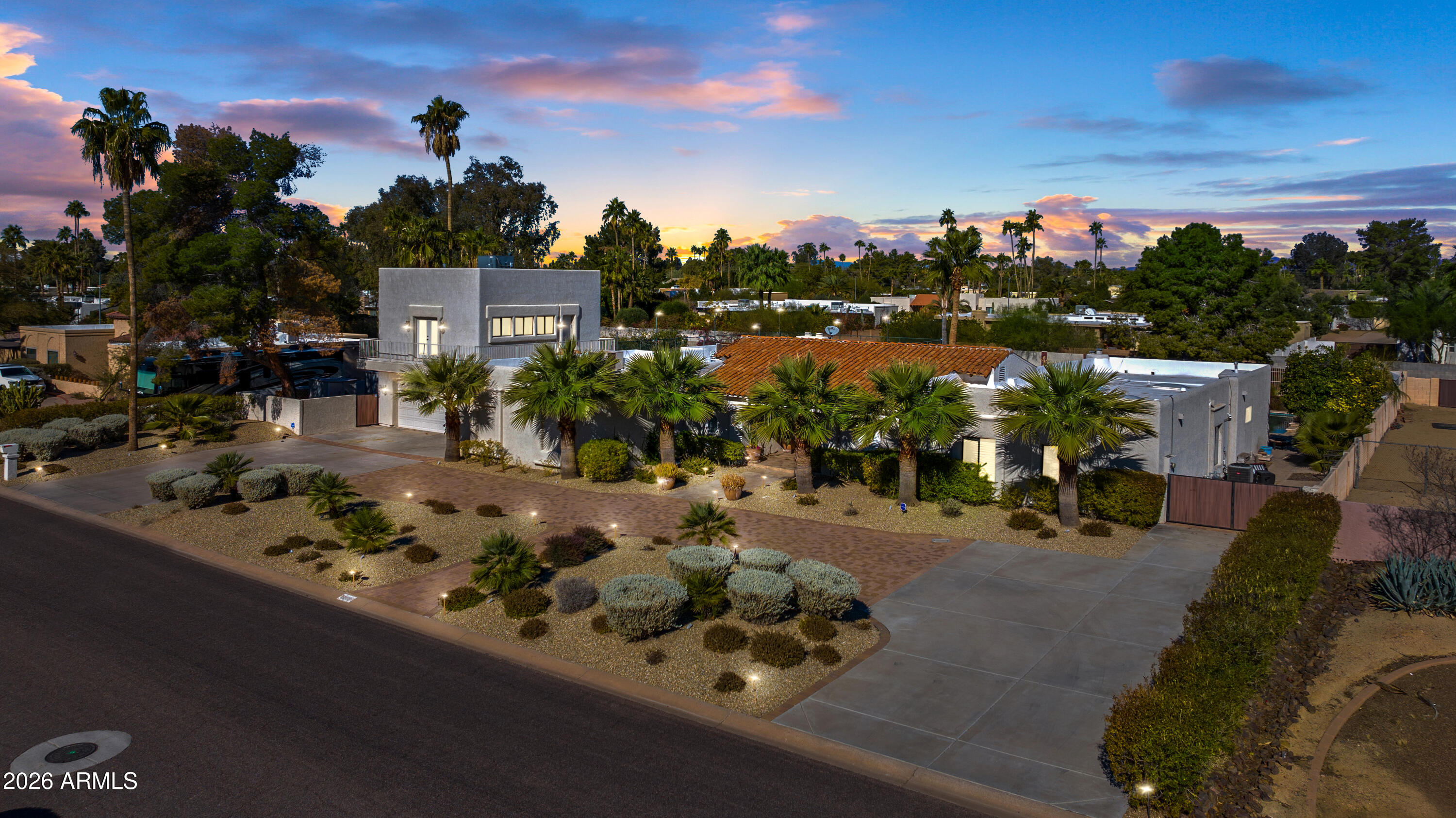 6812 E PRESIDIO Road