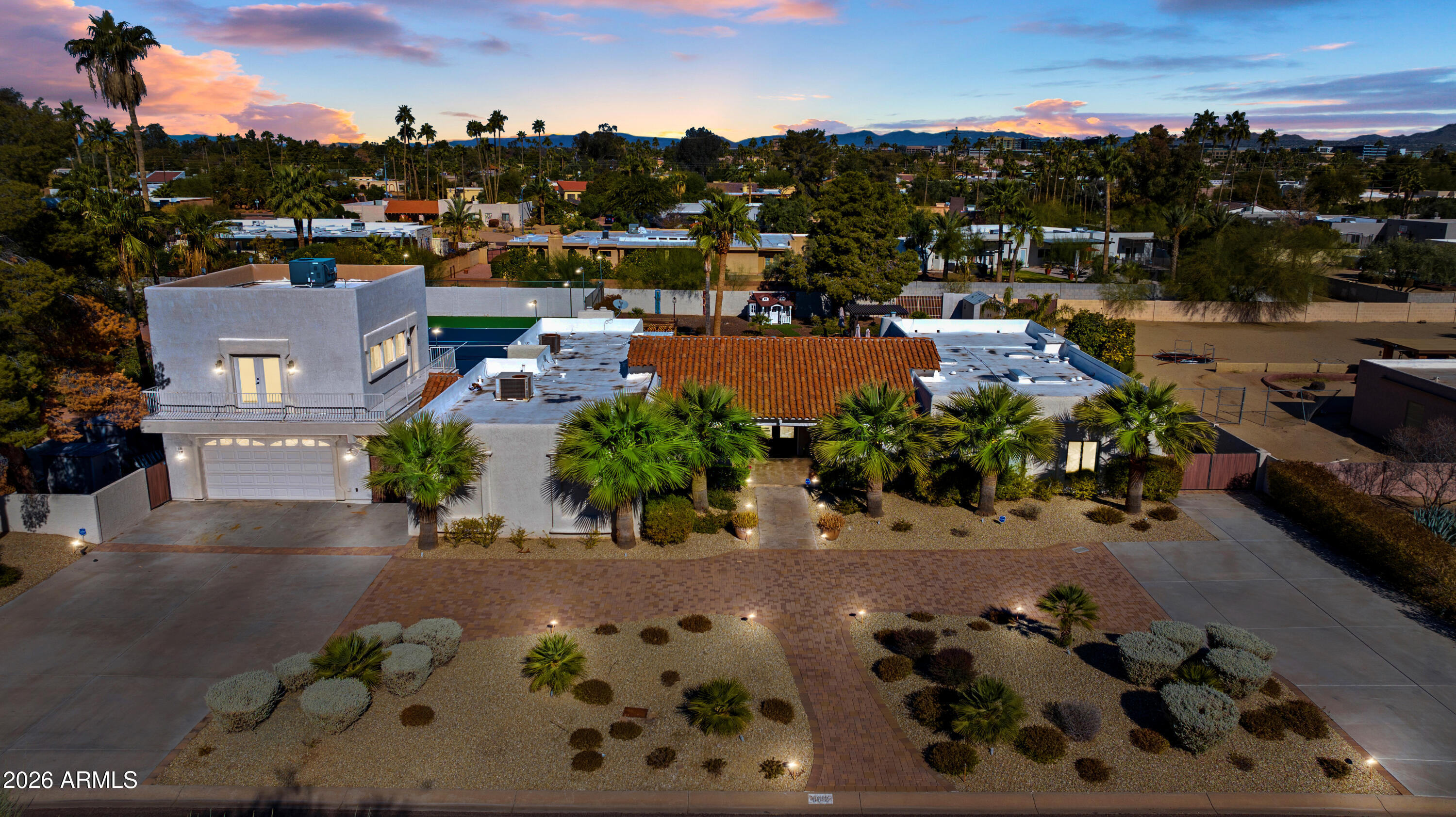 6812 E PRESIDIO Road