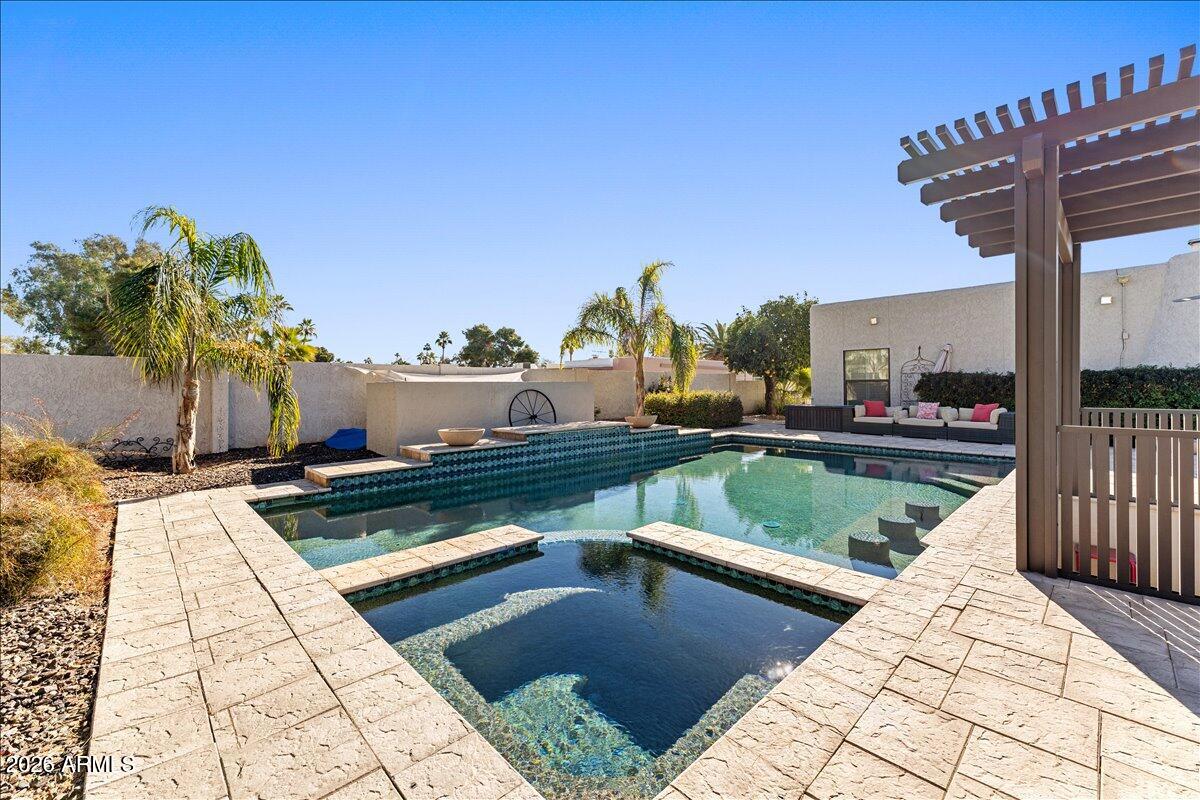 RANCHO MONTE VISTA - Residential