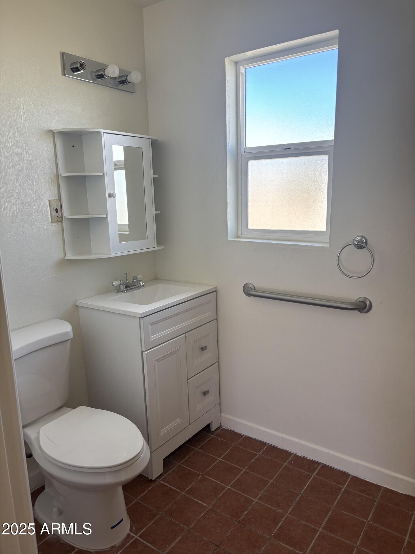 1372 W Highway 92 --