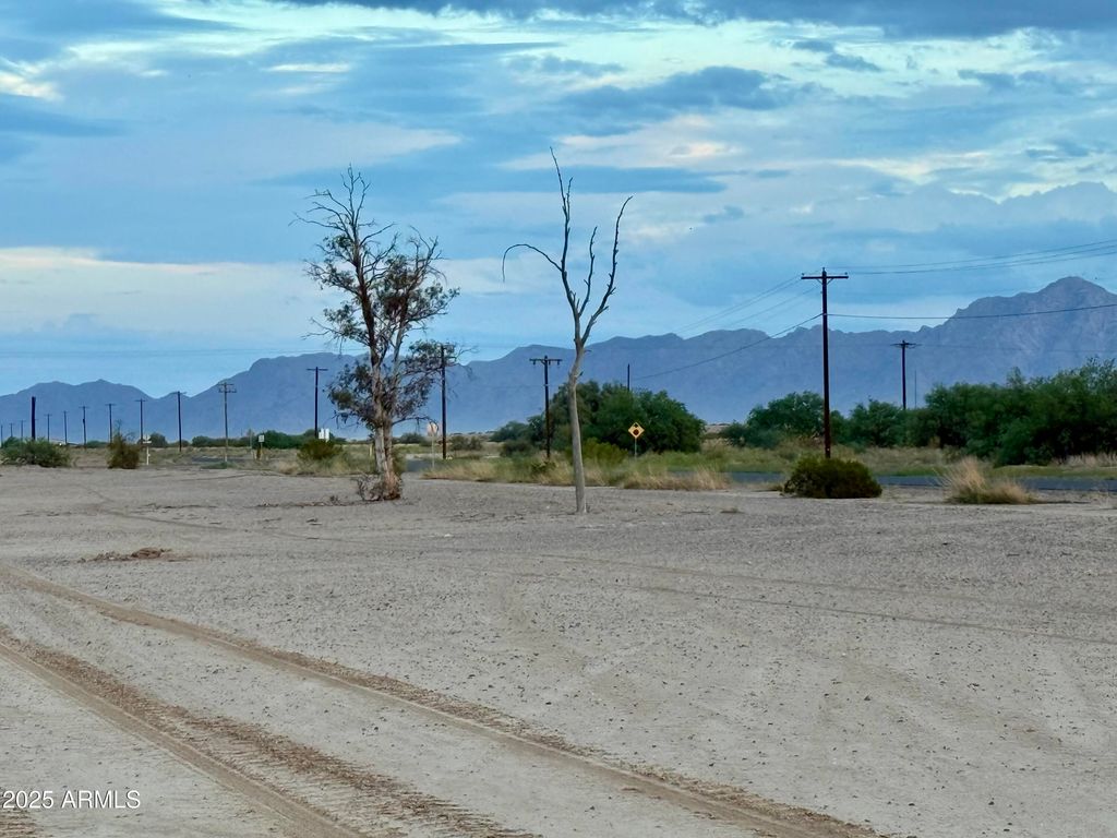 Photo of 3010 N Parkview Drive #25, Eloy, AZ 85131 (MLS # 6952519)