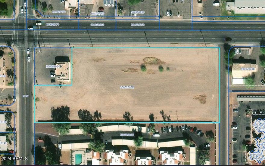 High visibility with multiple paved street frontage. Curbs in with one lighted intersection. High commerce traffic, surrounded by multi-family and select shopping. Zoned B-2 General Business Zone