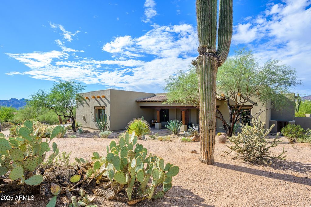 Photo of 8930 E Cave Creek Road, Carefree, AZ 85377 (MLS # 6923902)