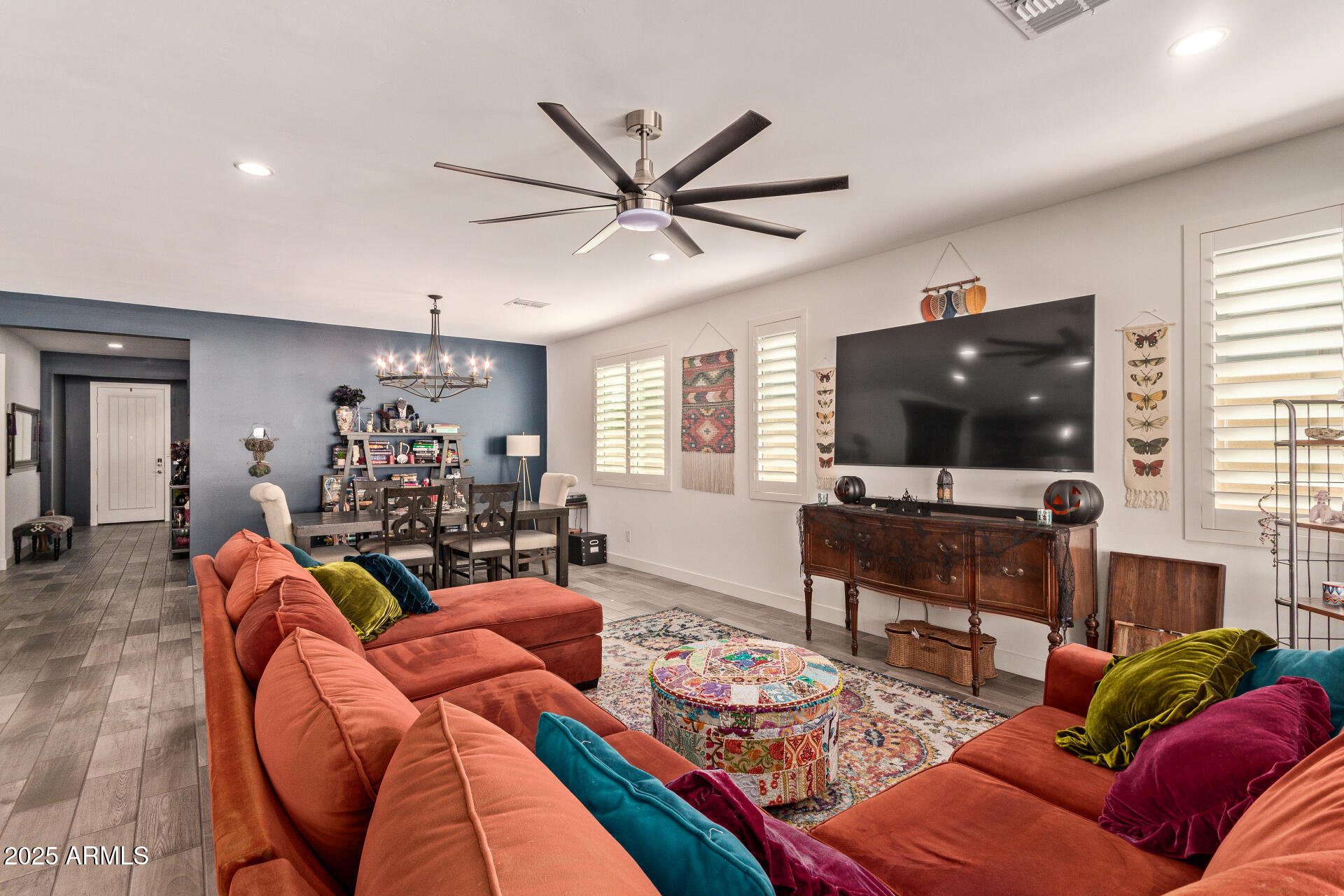 17400 W AUBURN Street