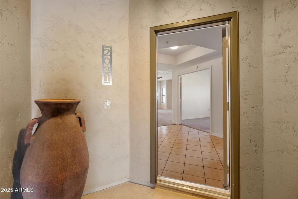 Photo of 20121 N 76th Street #2031, Scottsdale, AZ 85255 (MLS # 6930053)