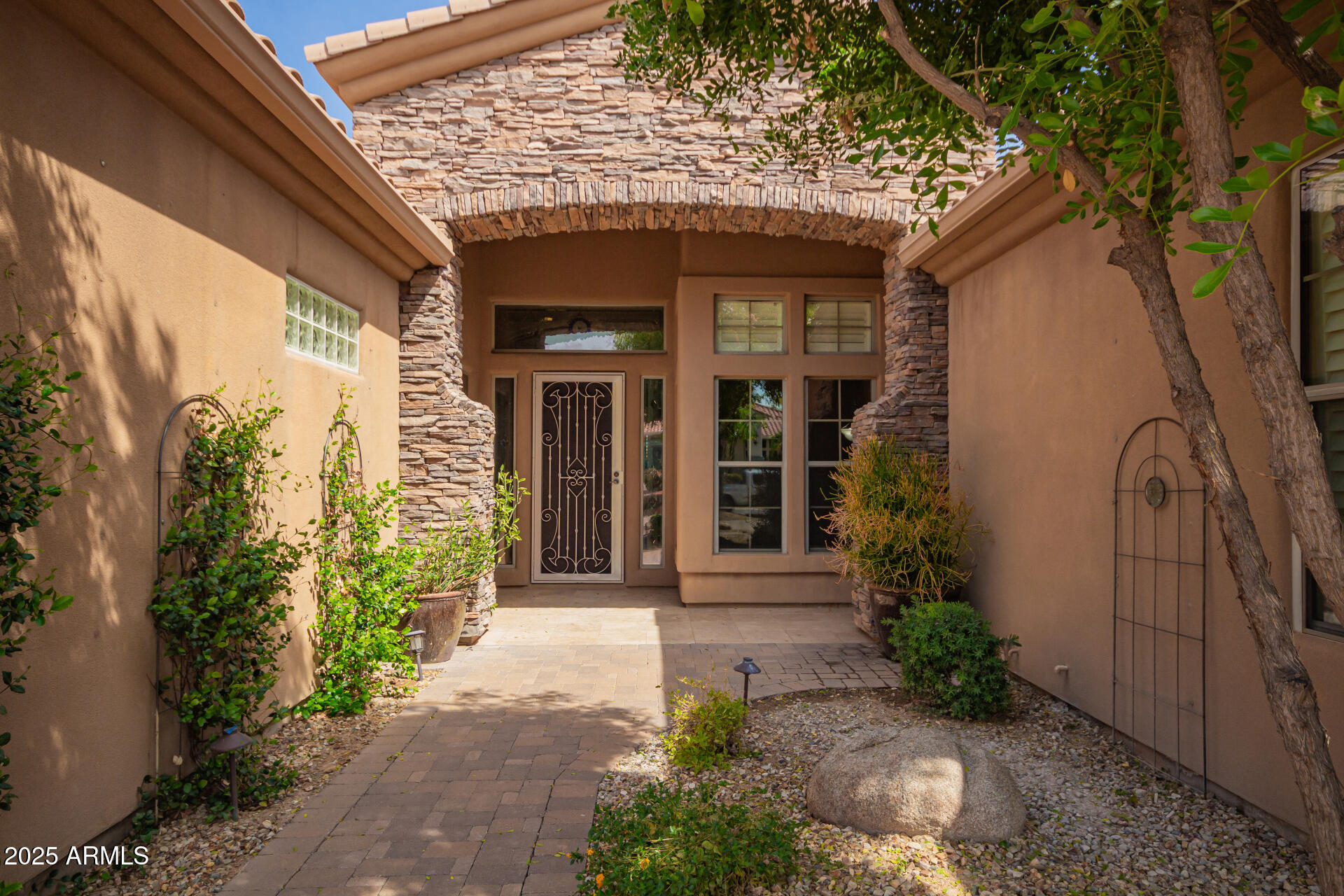 362 E Vermont Drive