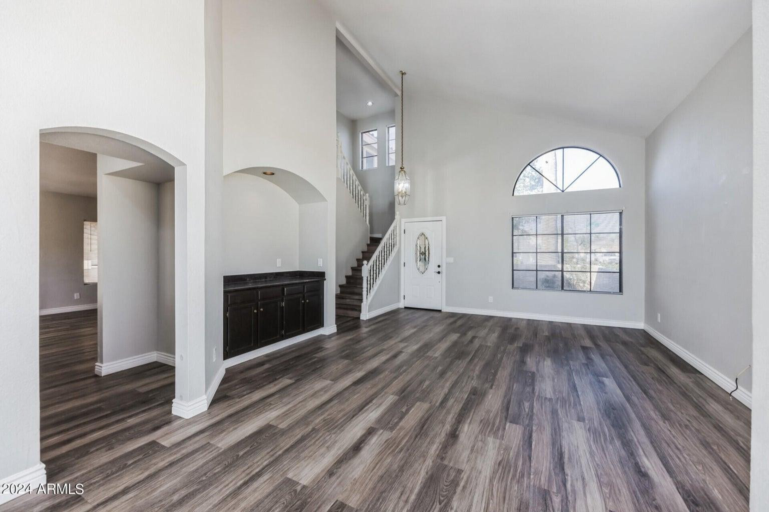 11001 W Crimson Lane