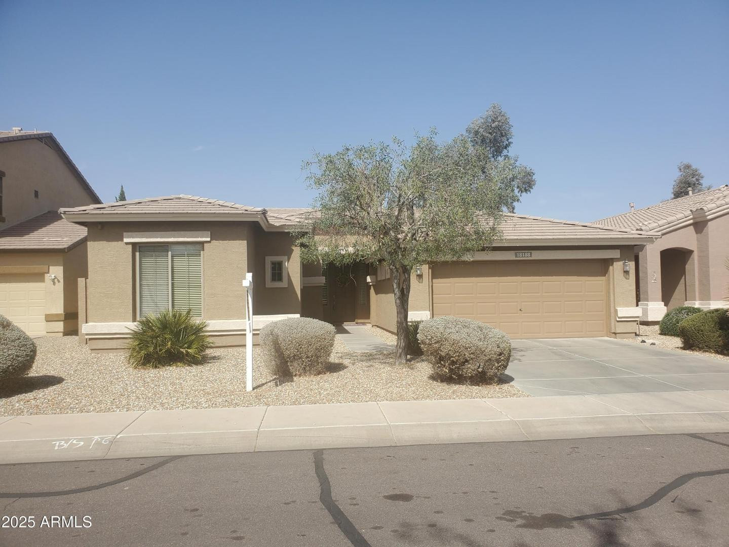 18188 W PARADISE Lane