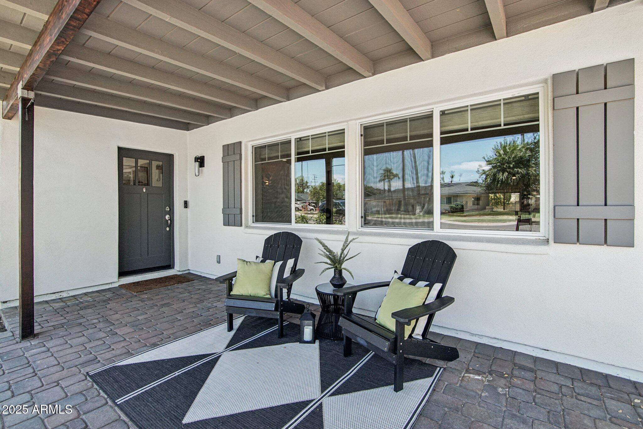 615 E WINTER Drive