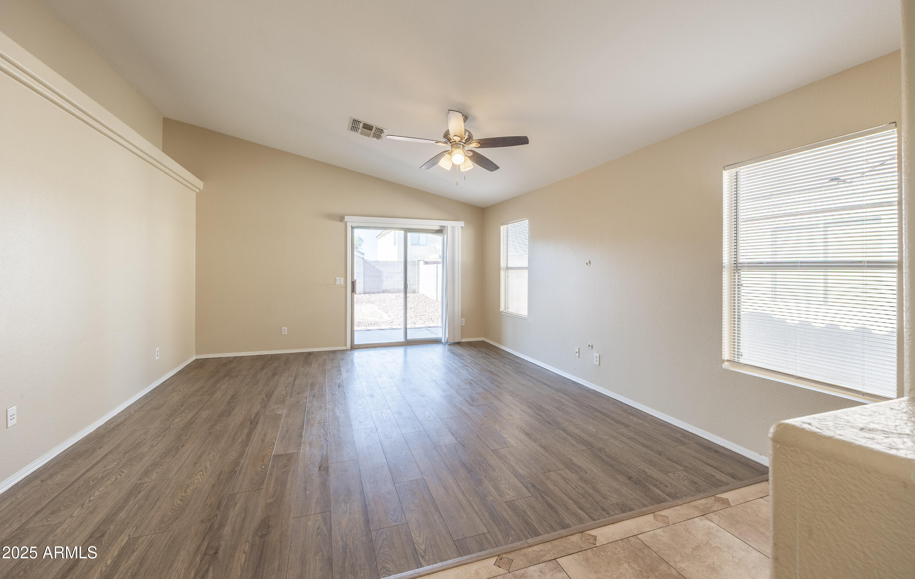 12706 W REDFIELD Road