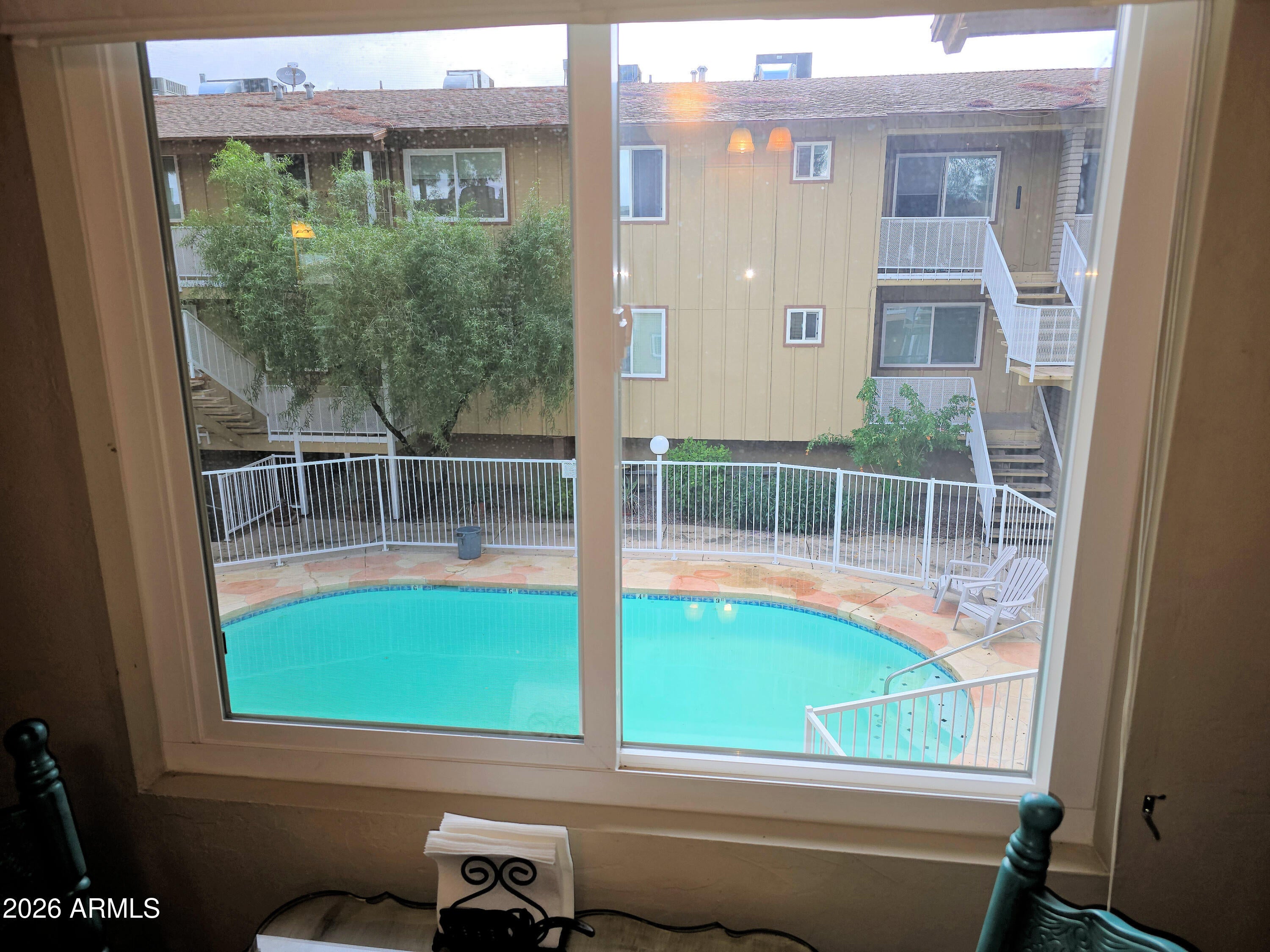 90 W YAVAPAI Street W 16