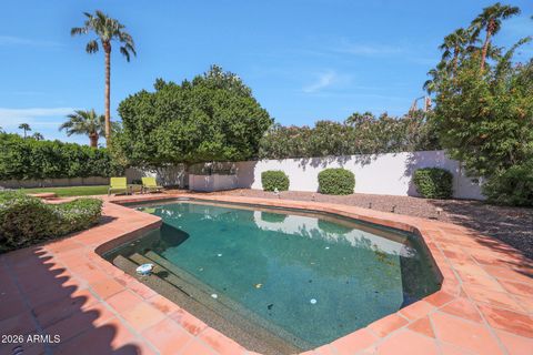 Photo of 9916 E Topaz Drive, Scottsdale, AZ 85258 (MLS # 7002300)