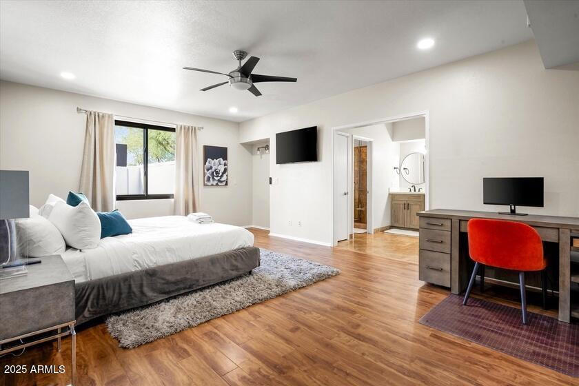 6547 E Voltaire Avenue