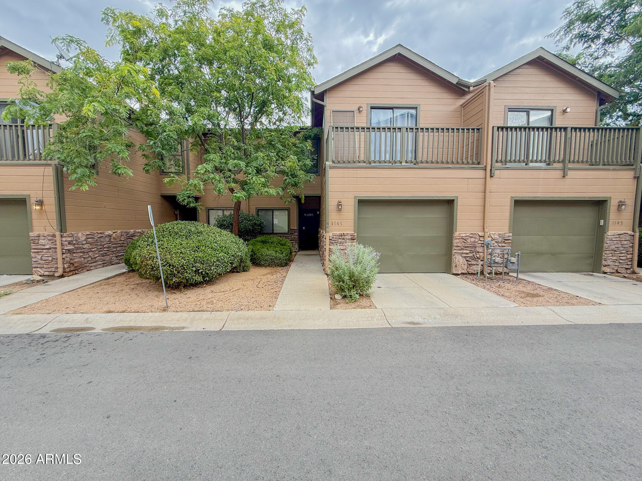 1147 MARY Drive DOOR 2