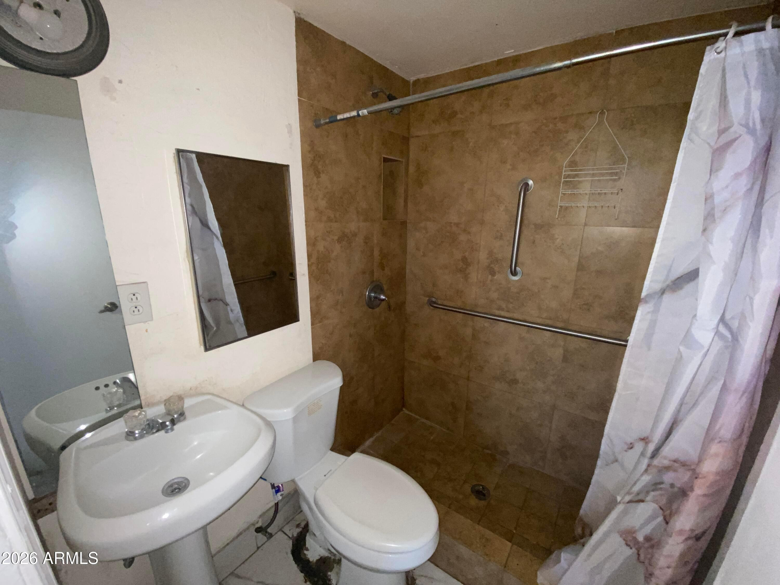 575 N Delaware Street E