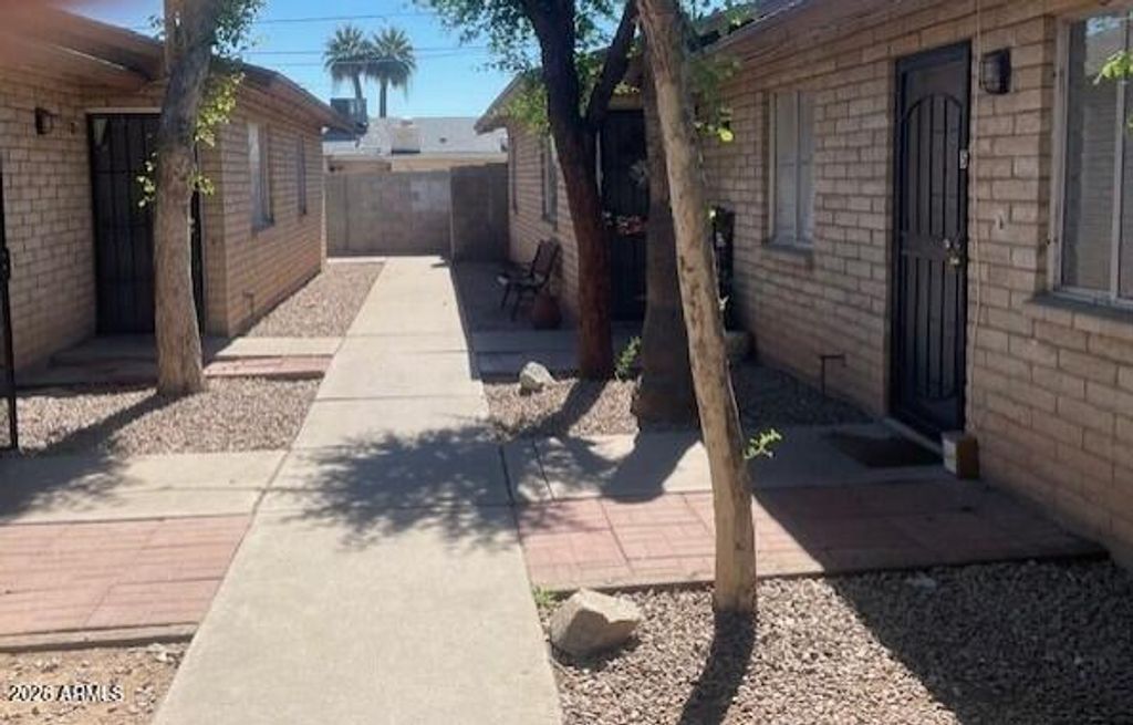 Photo of 449 W Ray Road, Chandler, AZ 85225 (MLS # 6999187)