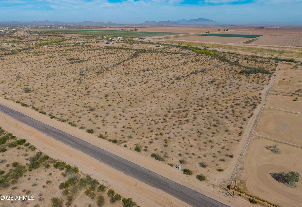 Photo of 0 W Meadowview Road #-, Maricopa, AZ 85138 (MLS # 7003210)