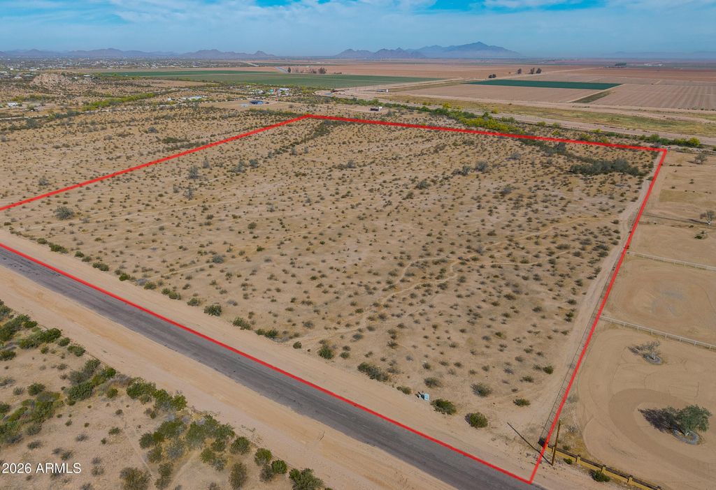 Photo of 0 W Meadowview Road #-, Maricopa, AZ 85138 (MLS # 7003210)