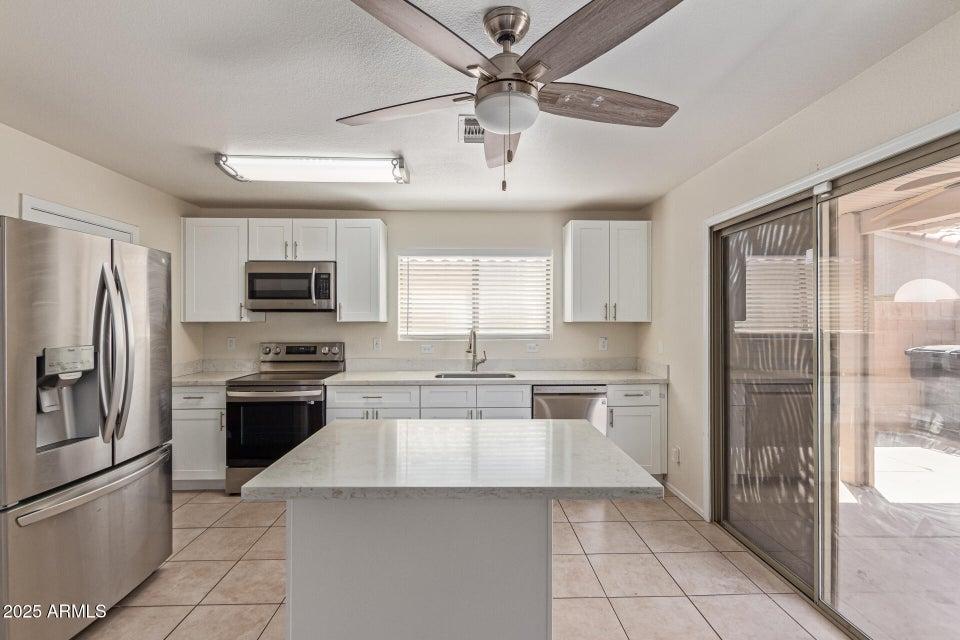 1534 S Danielson Way