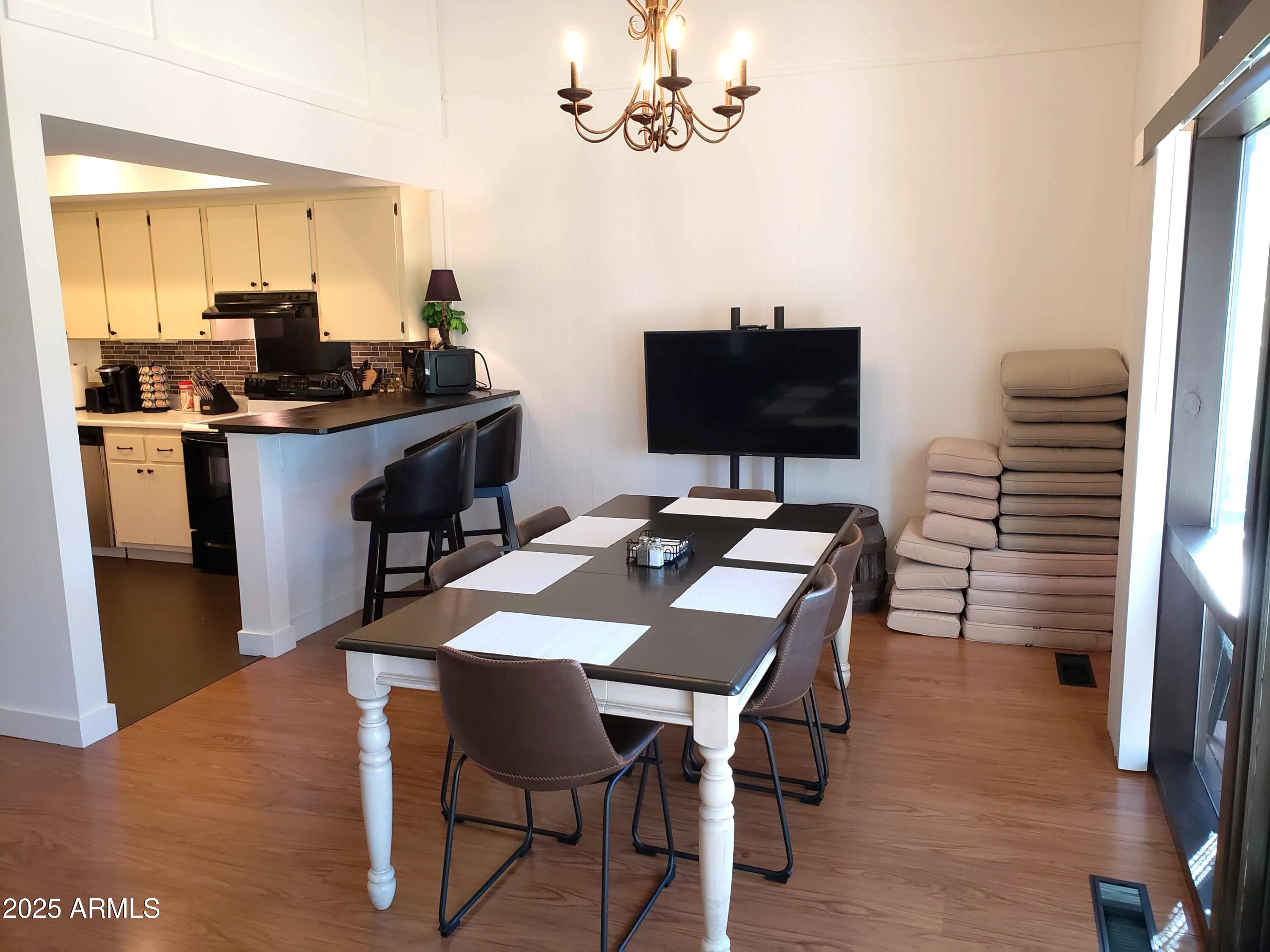 CONTINENTAL TOWNHOUSE 1 - Residential