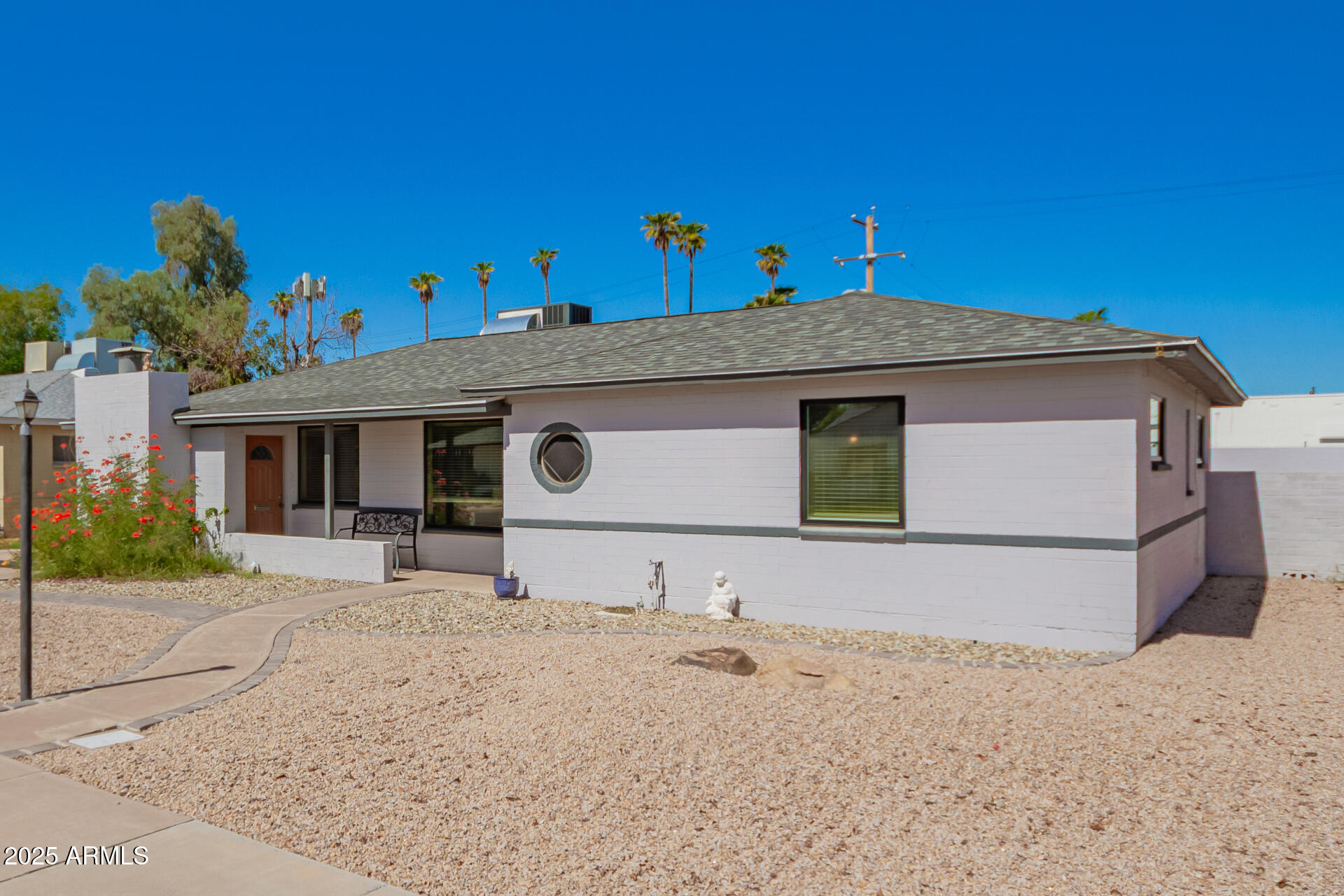 1314 W MARIPOSA Street