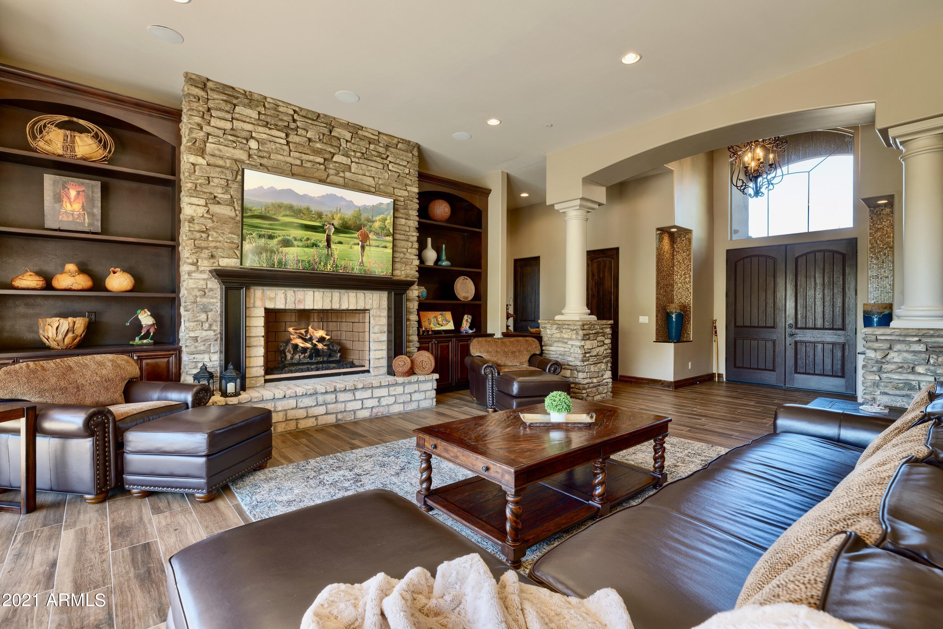 11741 E Parkview Lane