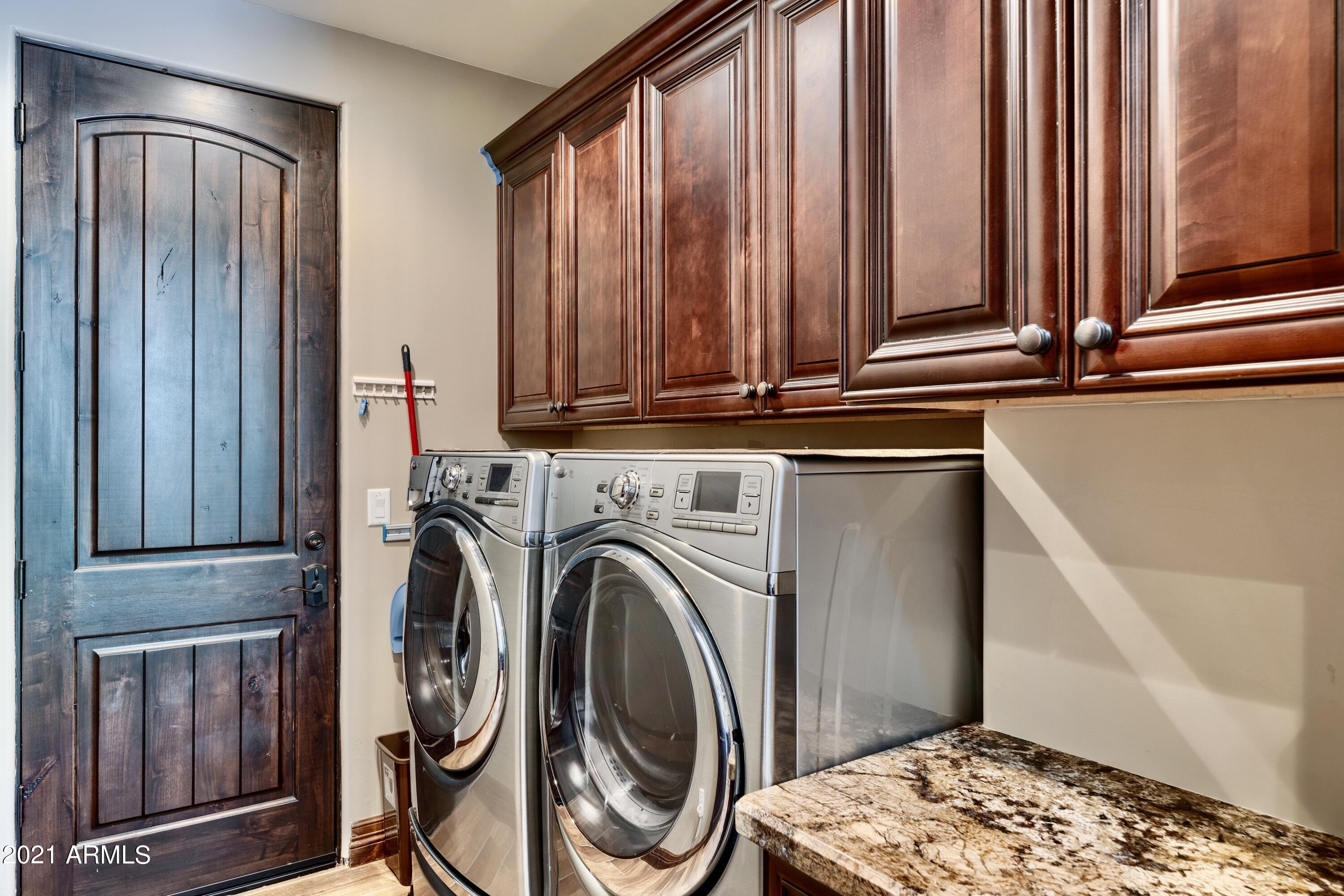 Scottsdale, Arizona 85255, United States, 3 Bedrooms Bedrooms, ,3 BathroomsBathrooms,Residential,Active,76029