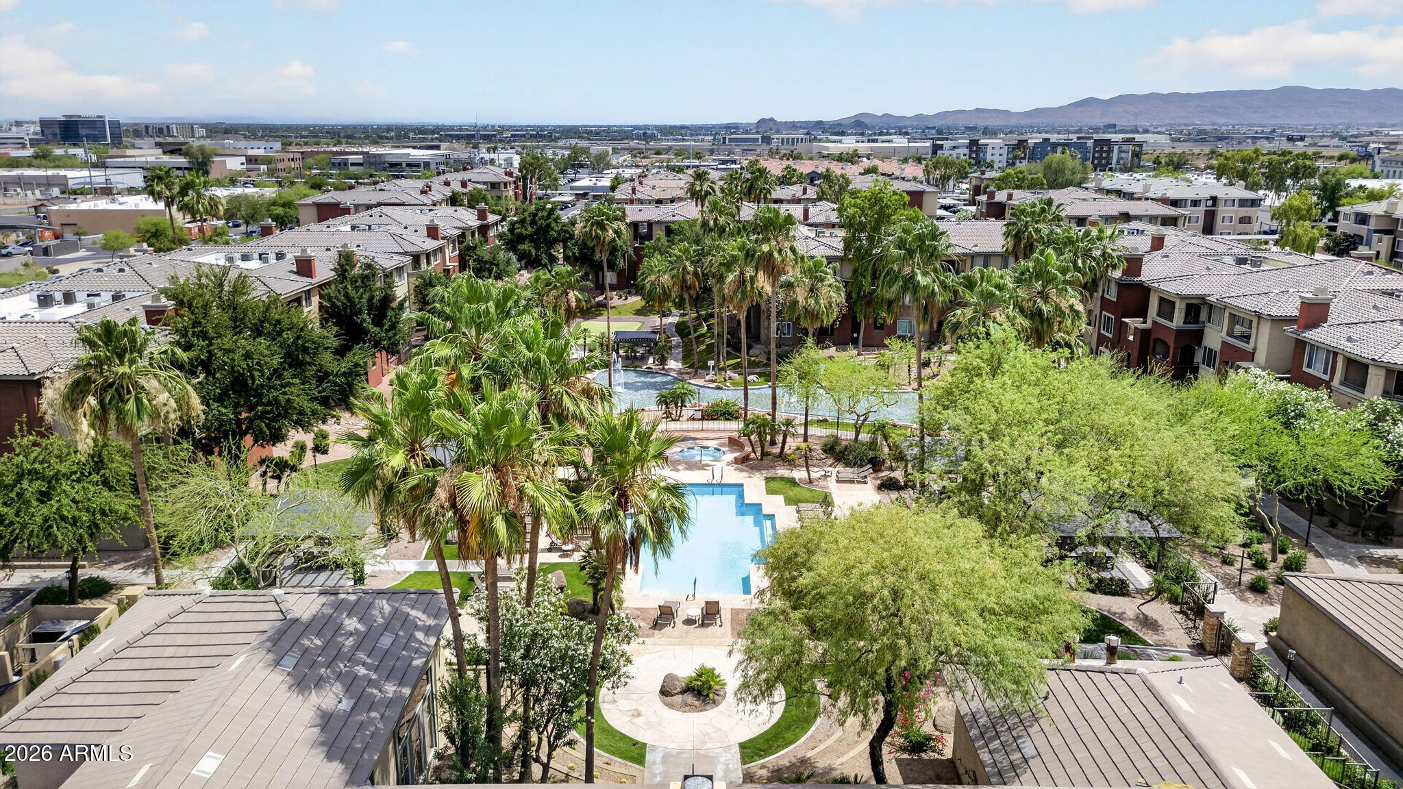 RED ROX CONDOMINIUM - Residential