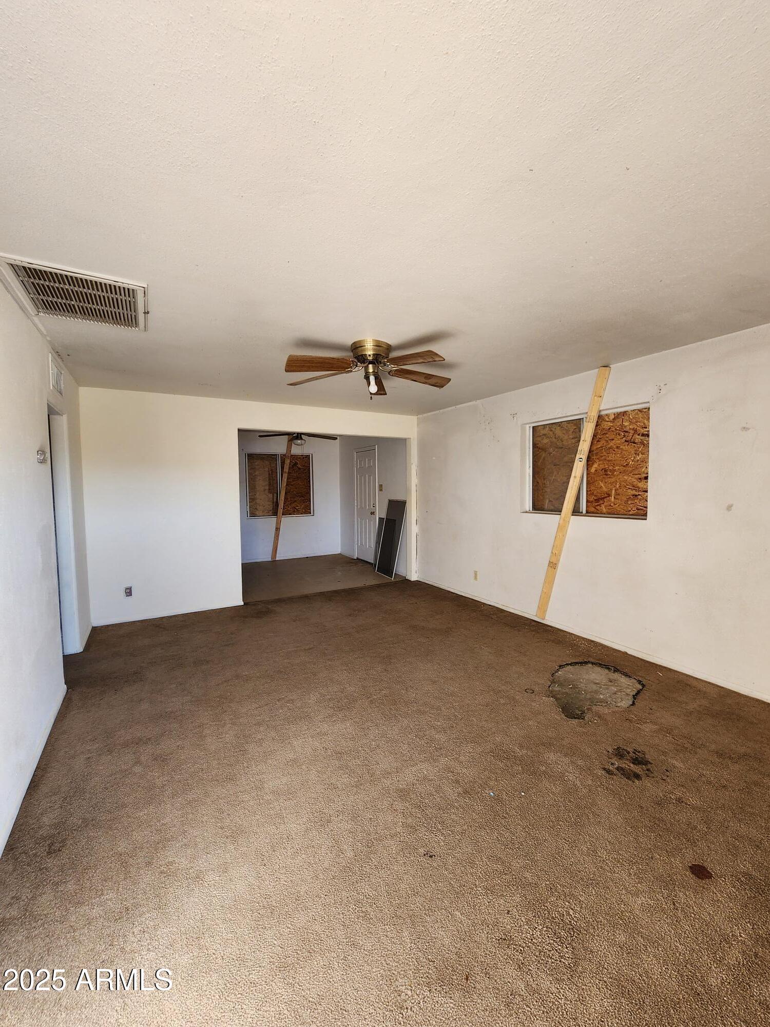 2130 W WELDON Avenue