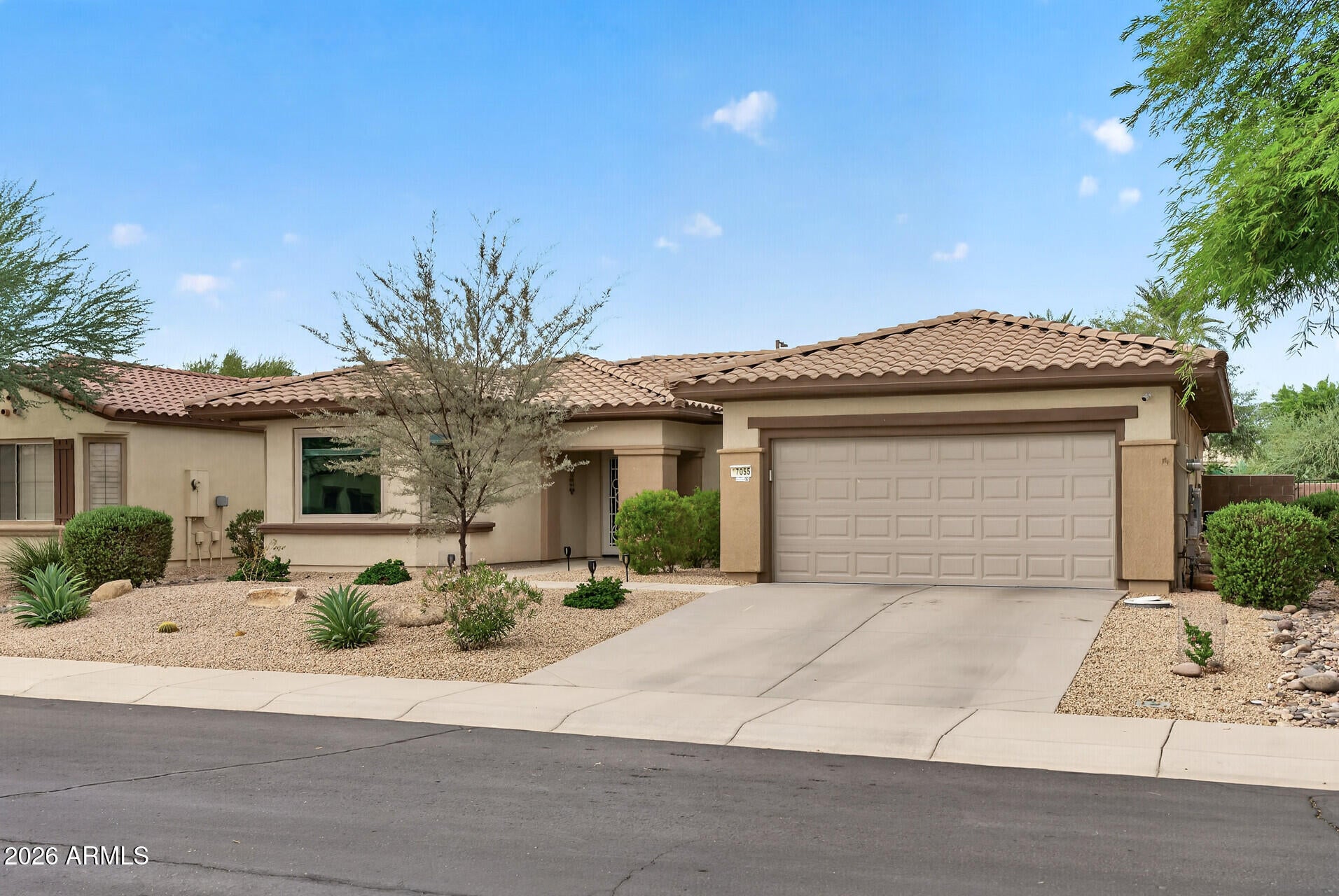 17055 W OASIS SPRINGS Way