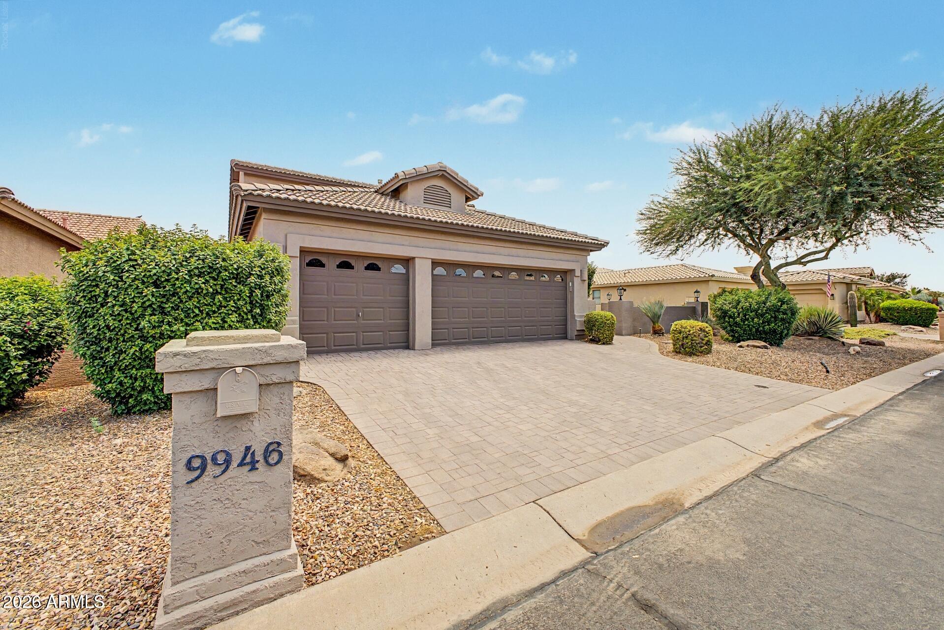 9946 E DIAMOND Drive