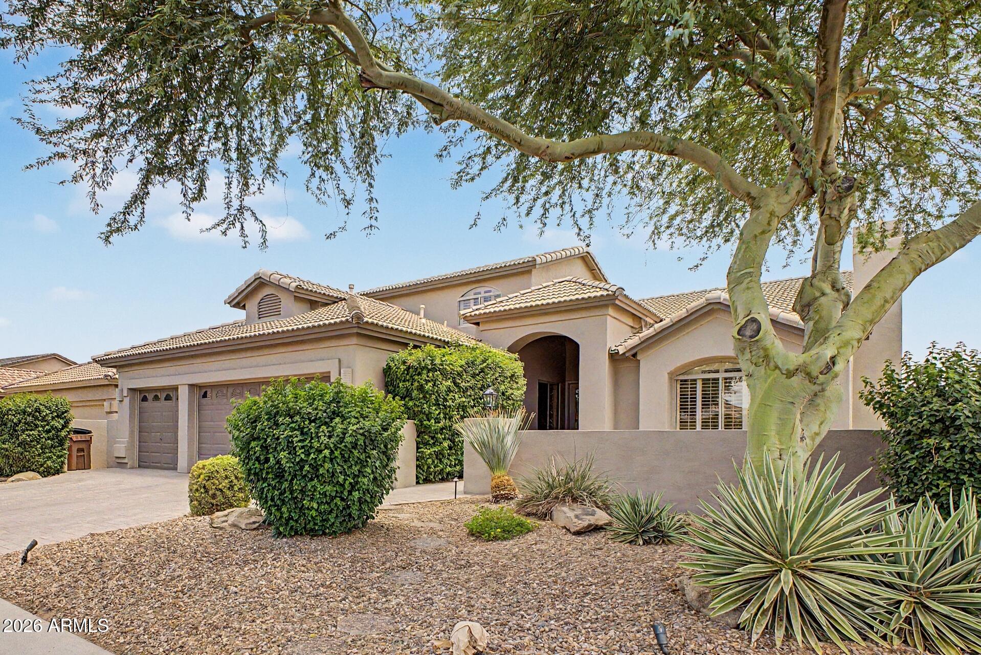 9946 E DIAMOND Drive