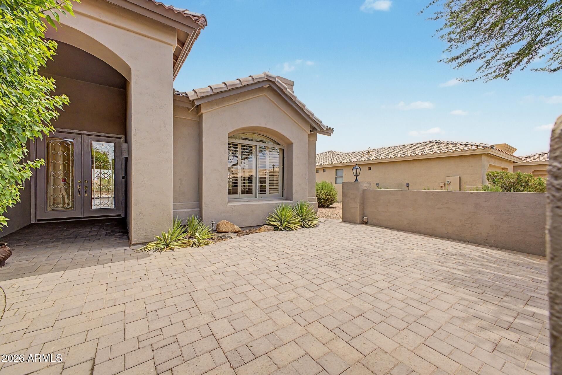 9946 E DIAMOND Drive